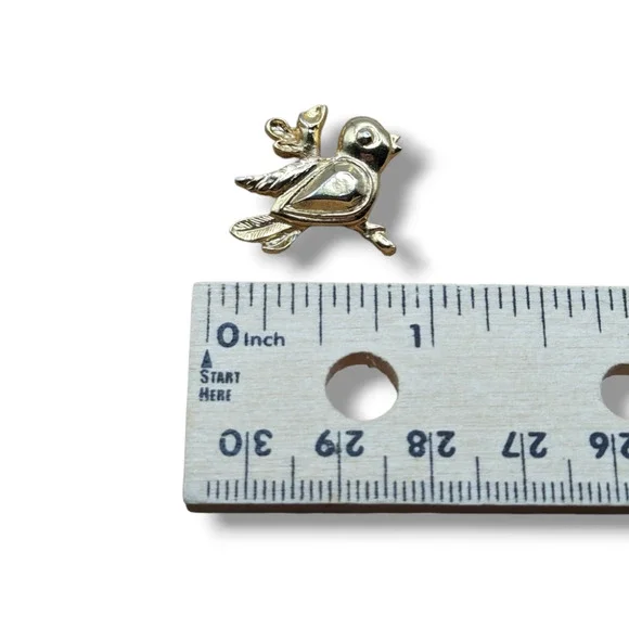Signed JJI Gold Tone Small Bird On Branch Vintage Hat Lapel Backpack Pin Brooch - Picture 3 of 3